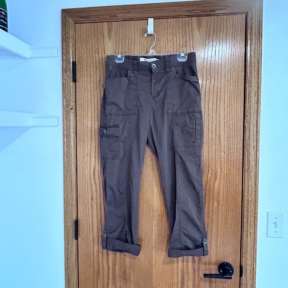 Sonoma Straight Mid rise Cargo Capris size 8